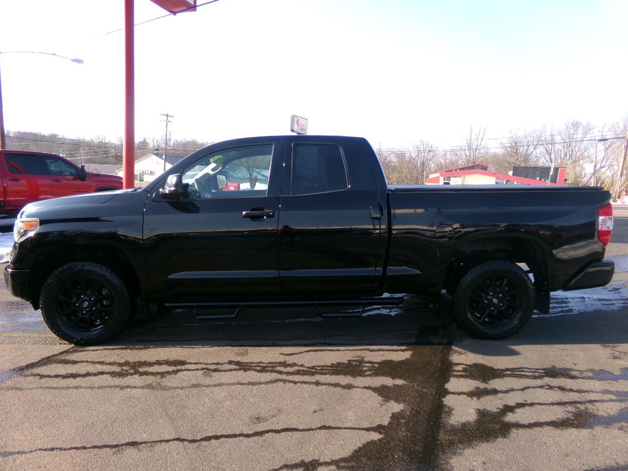 Toyota Tundra 4WD SR5 Double Cab 6.5' Bed 5.7L FFV (Natl) 2019