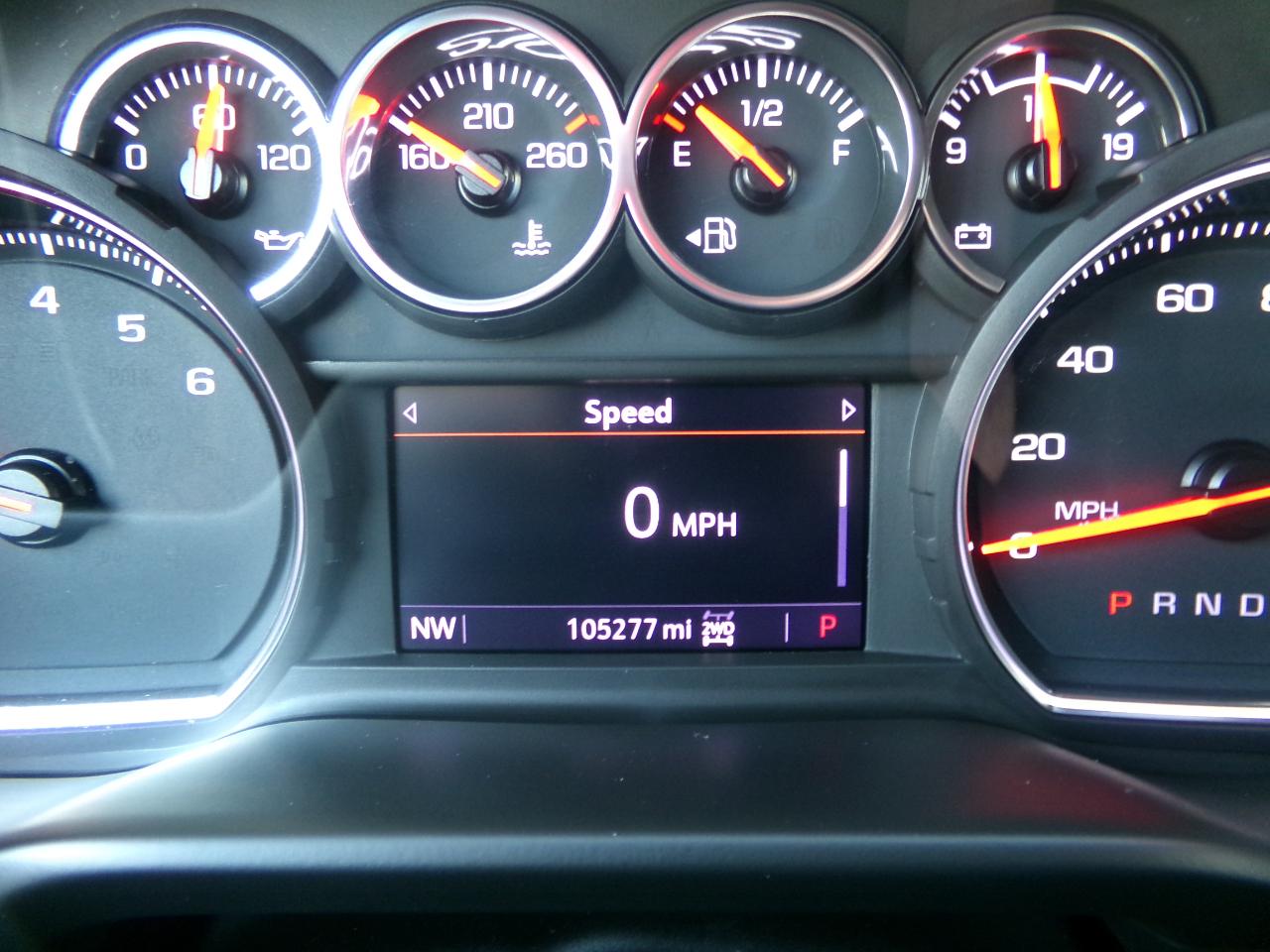 Chevrolet Silverado 1500 4WD Double Cab 147" LT 2020