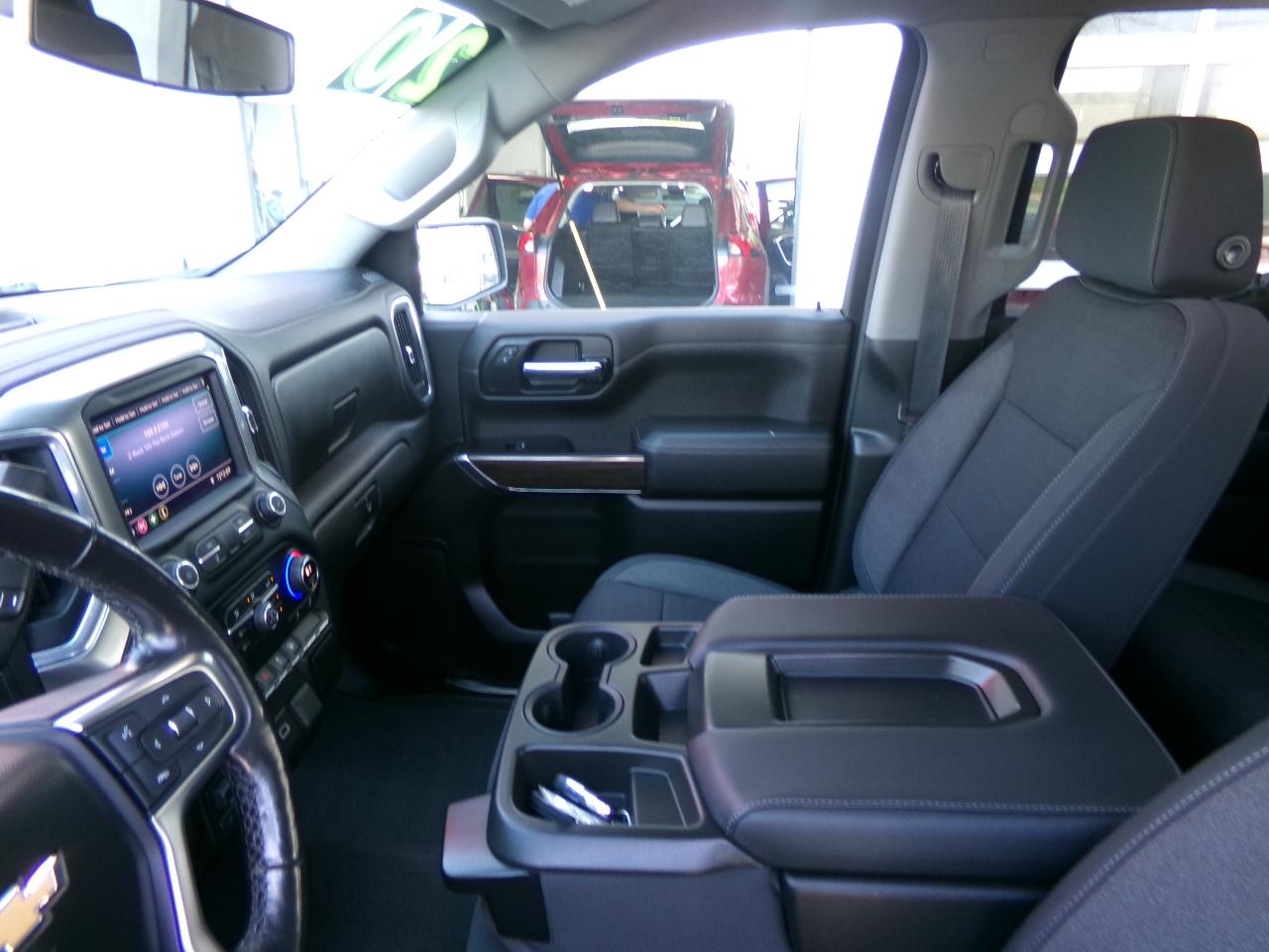 Chevrolet Silverado 1500 4WD Double Cab 147" LT 2020