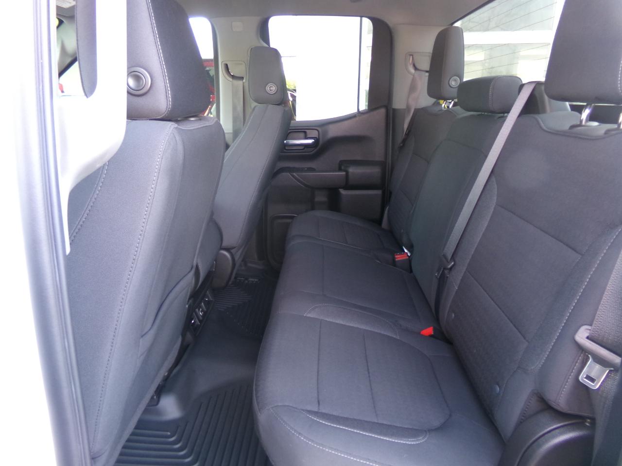 Chevrolet Silverado 1500 4WD Double Cab 147" LT 2020