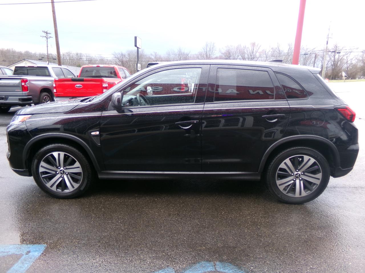 Mitsubishi Outlander Sport ES 2.0 CVT 2021