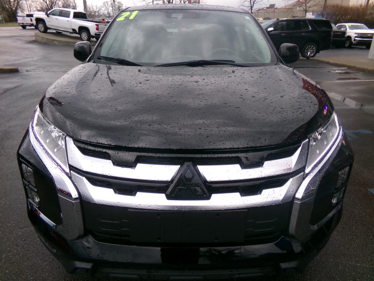 Mitsubishi Outlander Sport ES 2.0 CVT 2021