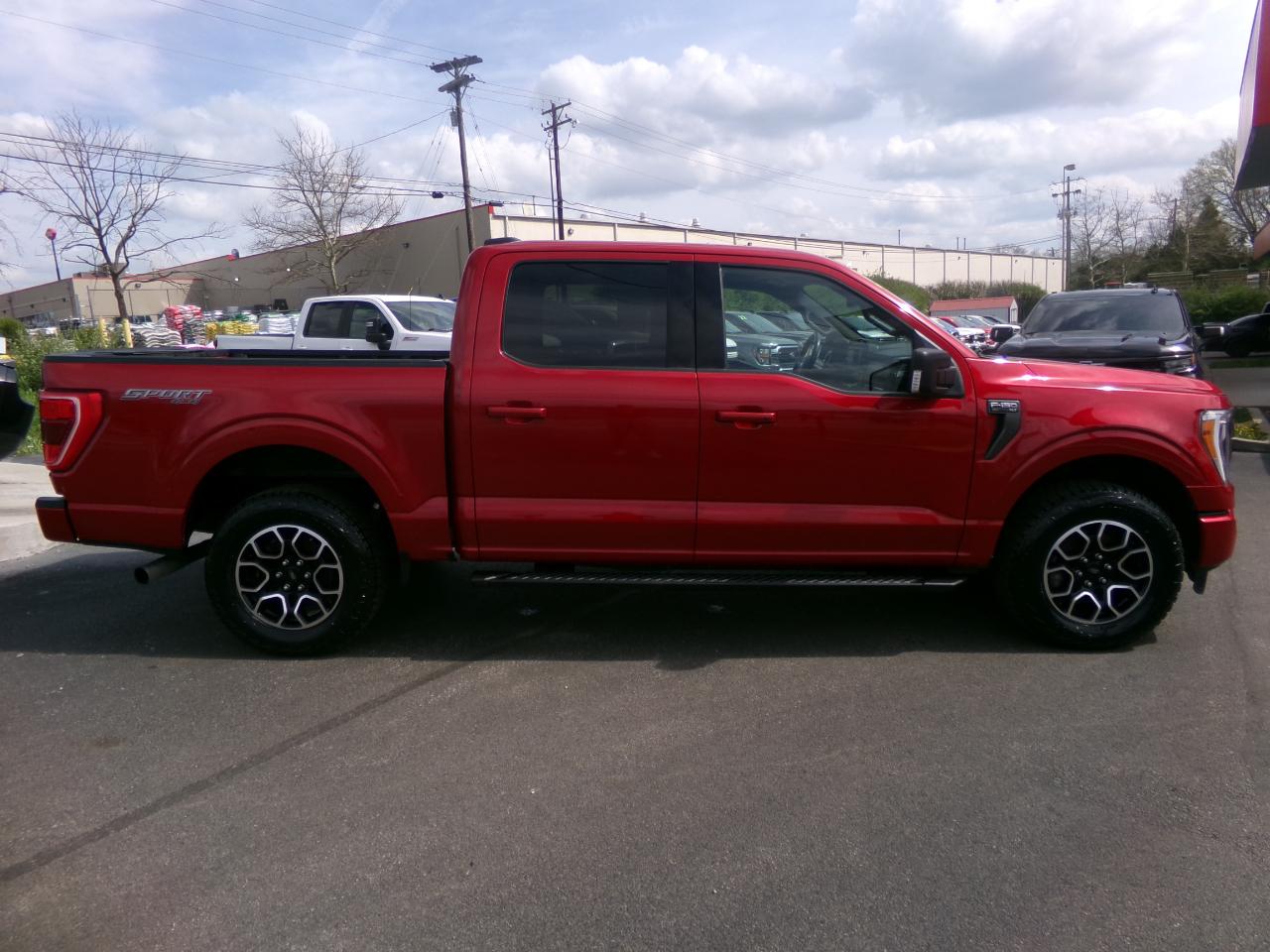 Ford F-150 XL 4WD SuperCrew 5.5' Box 2022