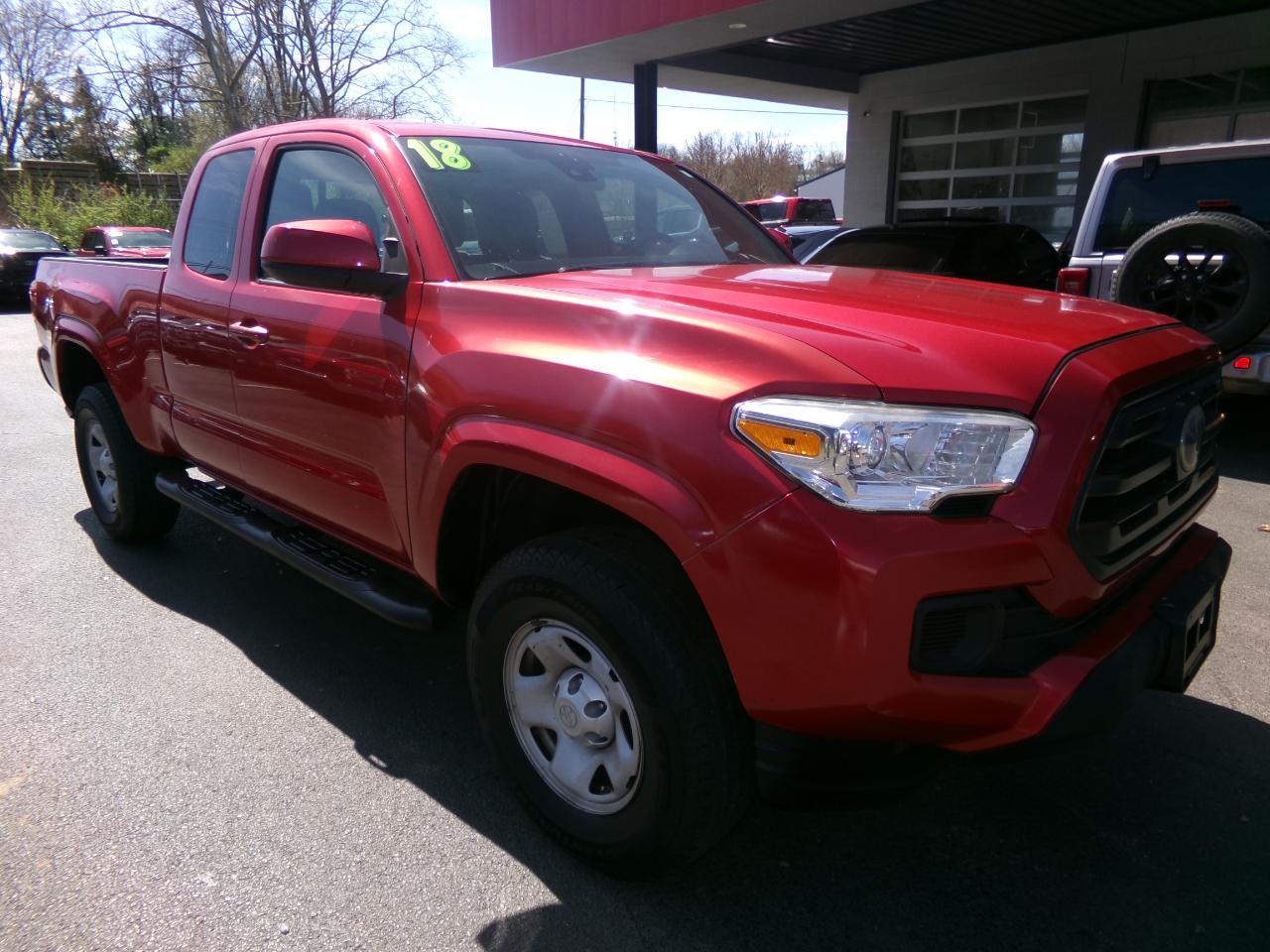 2018 Toyota Tacoma SR Access Cab 6' Bed I4 4x2 AT (Natl)