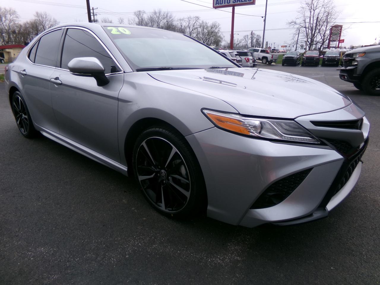 2020 Toyota Camry XSE FWD