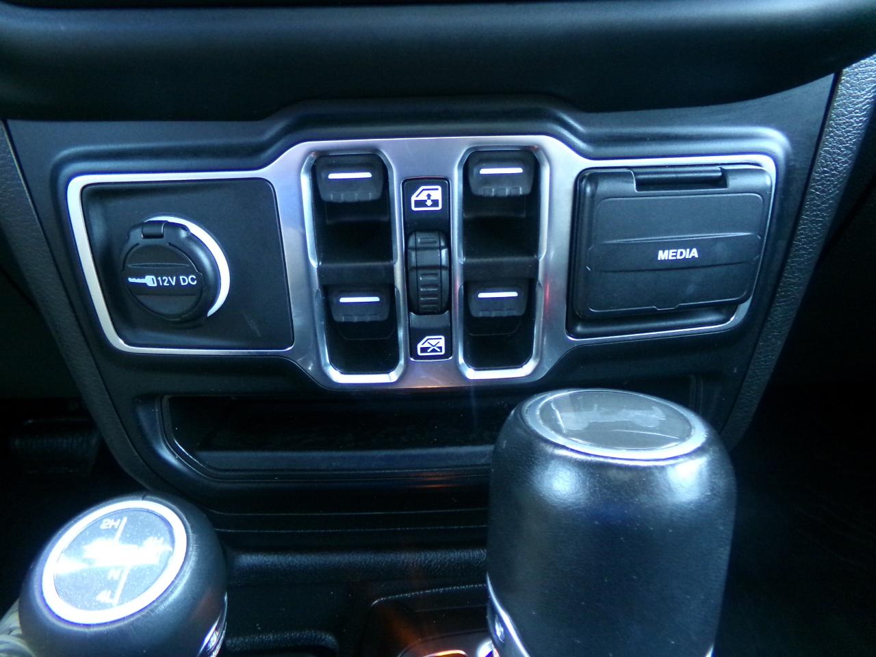 Jeep Wrangler 4xe Sahara 4x4 2023