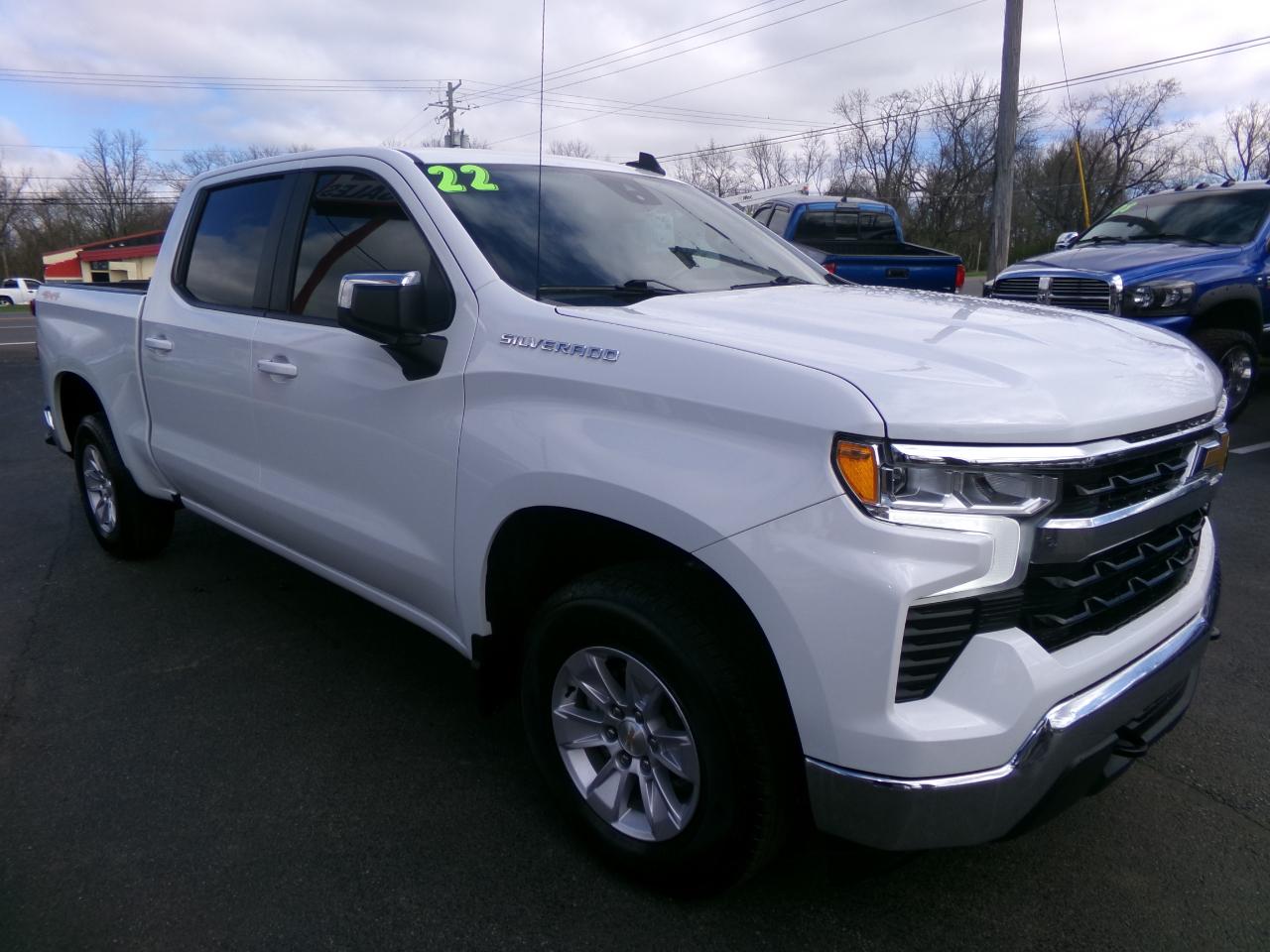 2022 Chevrolet Silverado 1500 4WD Crew Cab 147" LT w/1LT