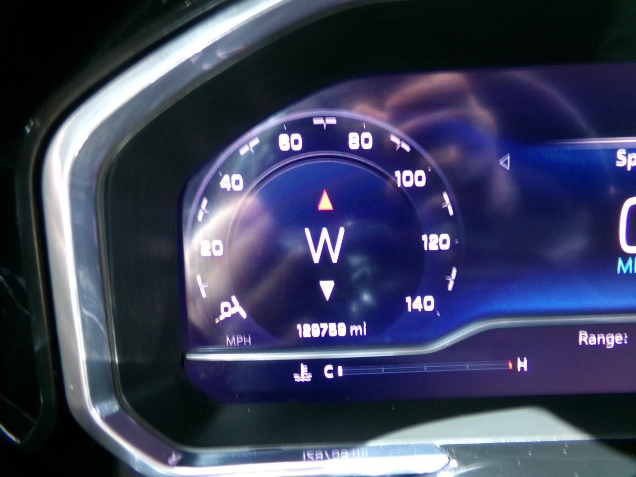 Chevrolet Silverado 1500 4WD Crew Cab 147" LT w/1LT 2022