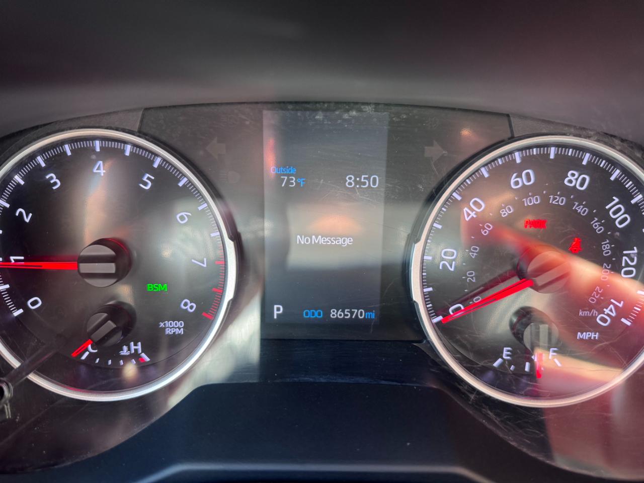 Toyota RAV4 XLE AWD (Natl) 2021