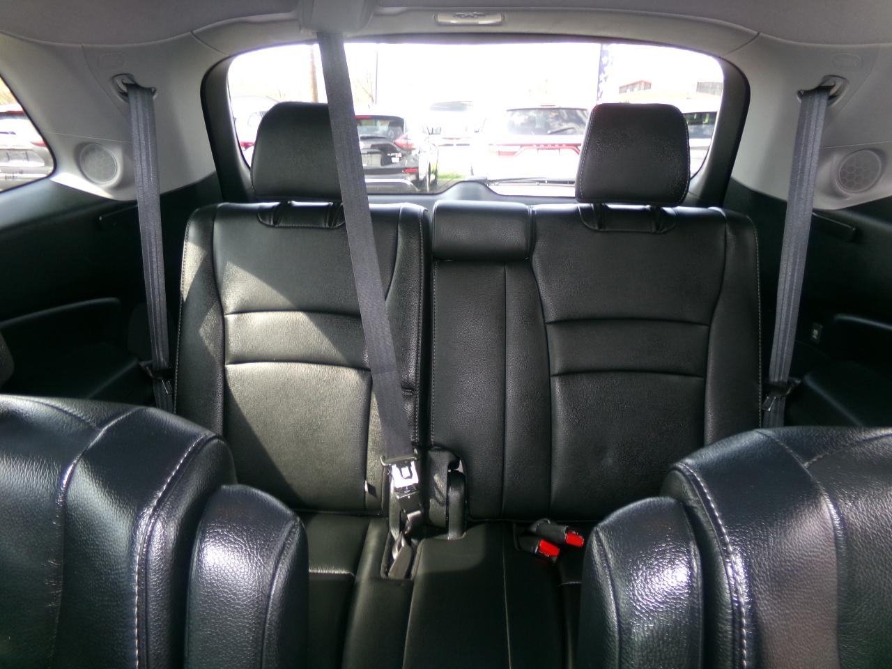 Honda Pilot Touring 7-Passenger 2WD 2021