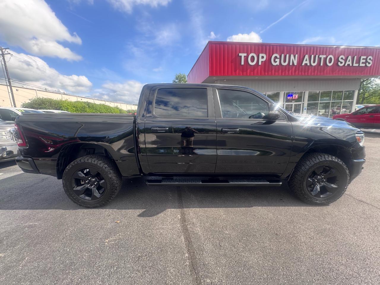RAM 1500 Sport 4x4 Crew Cab 5'7" Box 2019