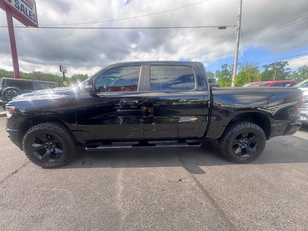 RAM 1500 Sport 4x4 Crew Cab 5'7" Box 2019