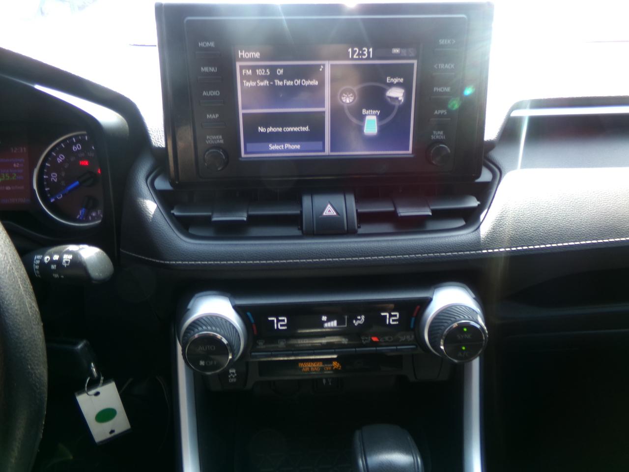 Toyota RAV4 Hybrid LE AWD (Natl) 2019