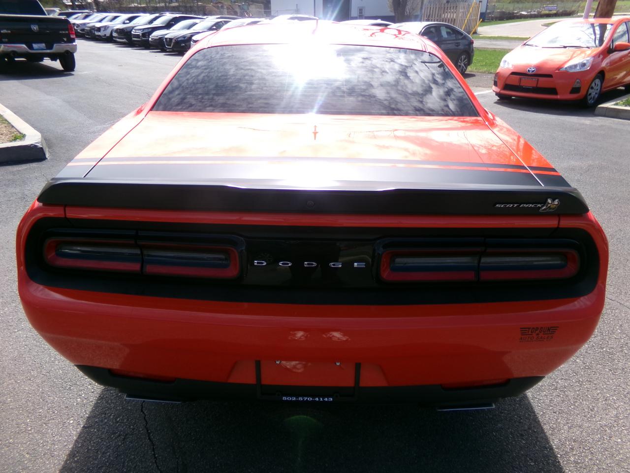 Dodge Challenger R/T Scat Pack RWD 2021