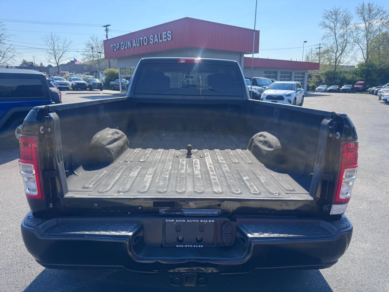 RAM 3500 Tradesman 4x4 Crew Cab 8' Box 2020