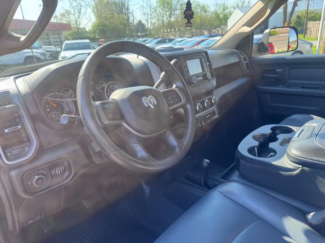 RAM 3500 Tradesman 4x4 Crew Cab 8' Box 2020