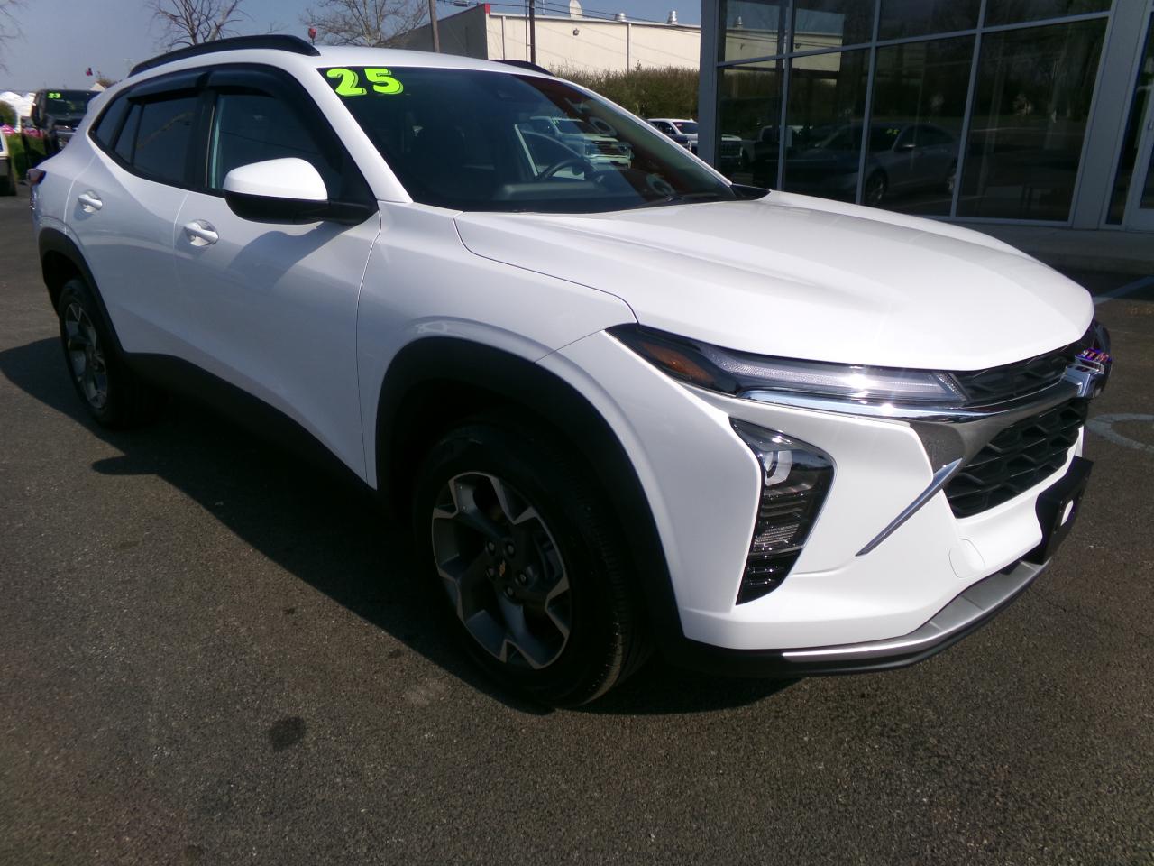 2025 Chevrolet Trax FWD 4dr LT