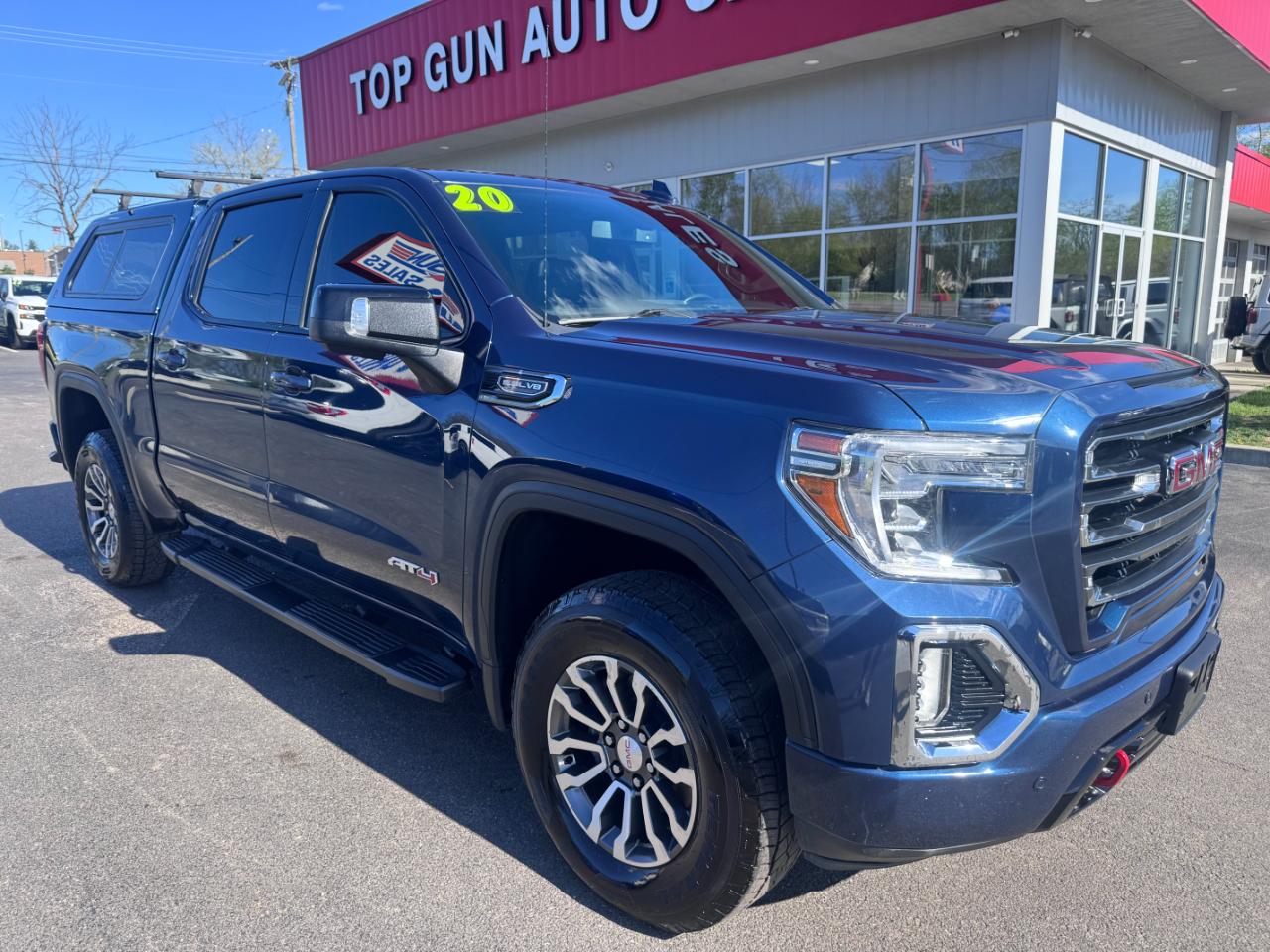 GMC Sierra 1500 4WD Crew Cab 147" AT4 2020