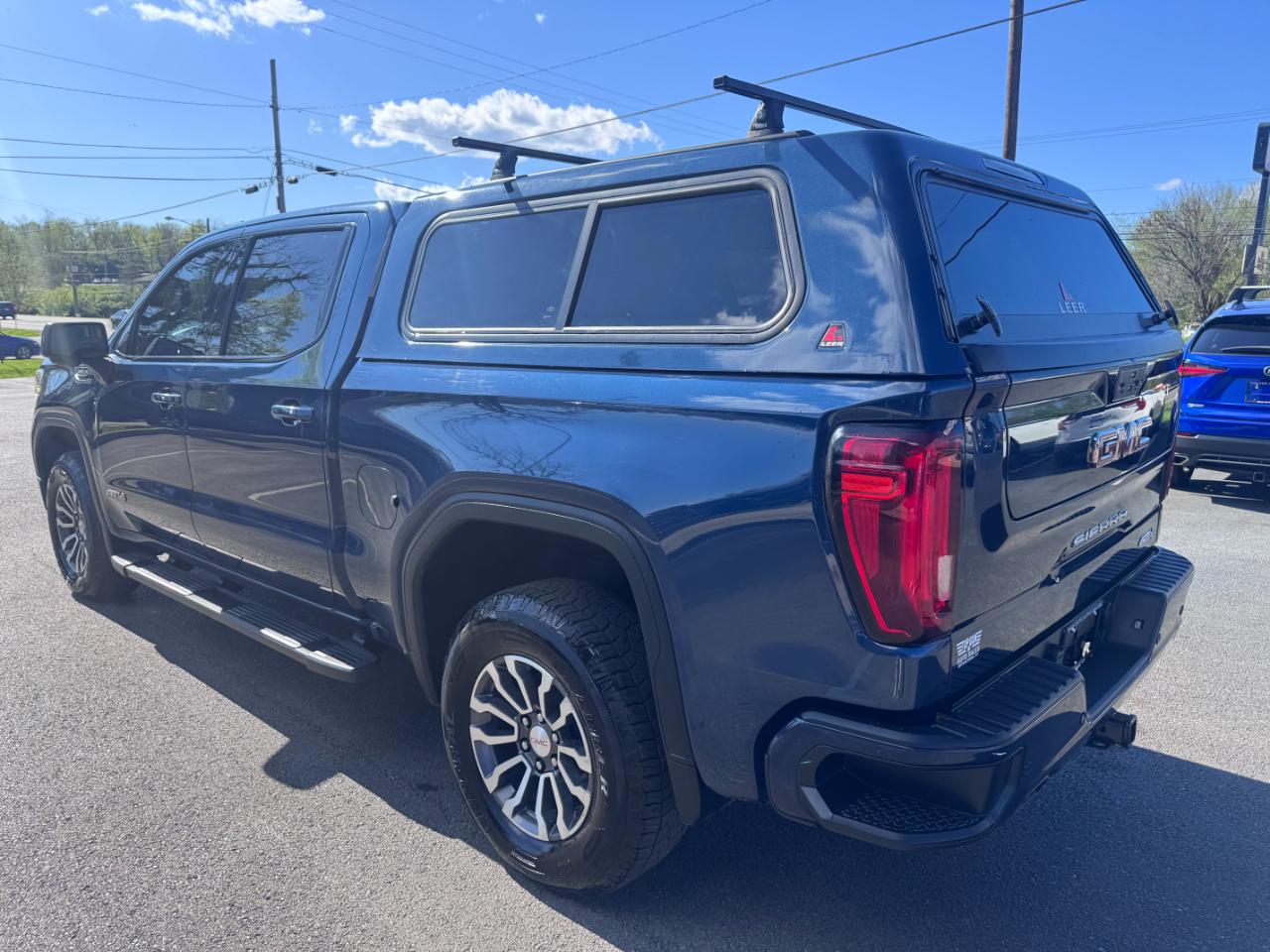 GMC Sierra 1500 4WD Crew Cab 147" AT4 2020