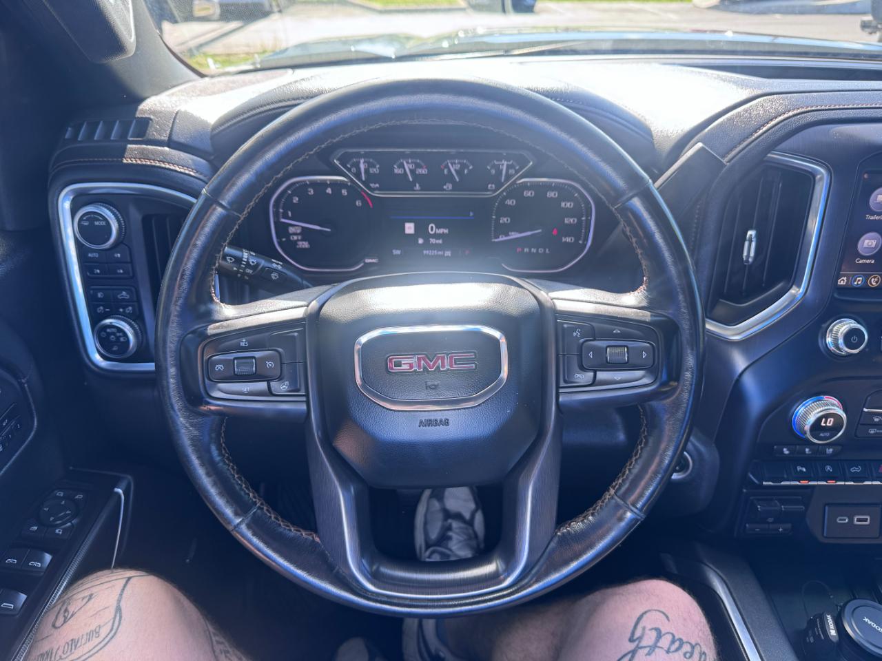 GMC Sierra 1500 4WD Crew Cab 147" AT4 2020