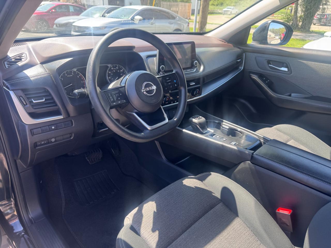 Nissan Rogue FWD SV 2023