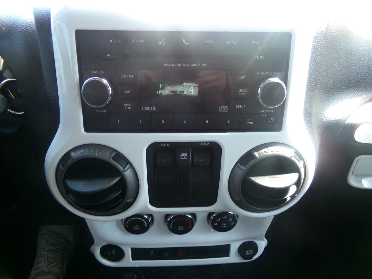 Jeep Wrangler 4WD 2dr Sport 2013