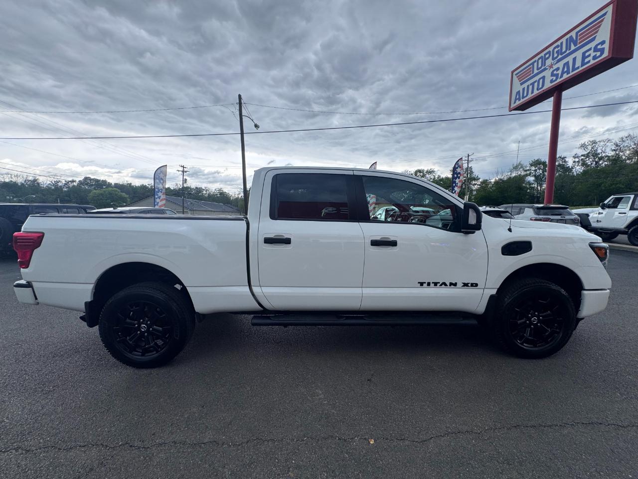 Nissan Titan XD 4x4 Diesel Crew Cab SV 2019