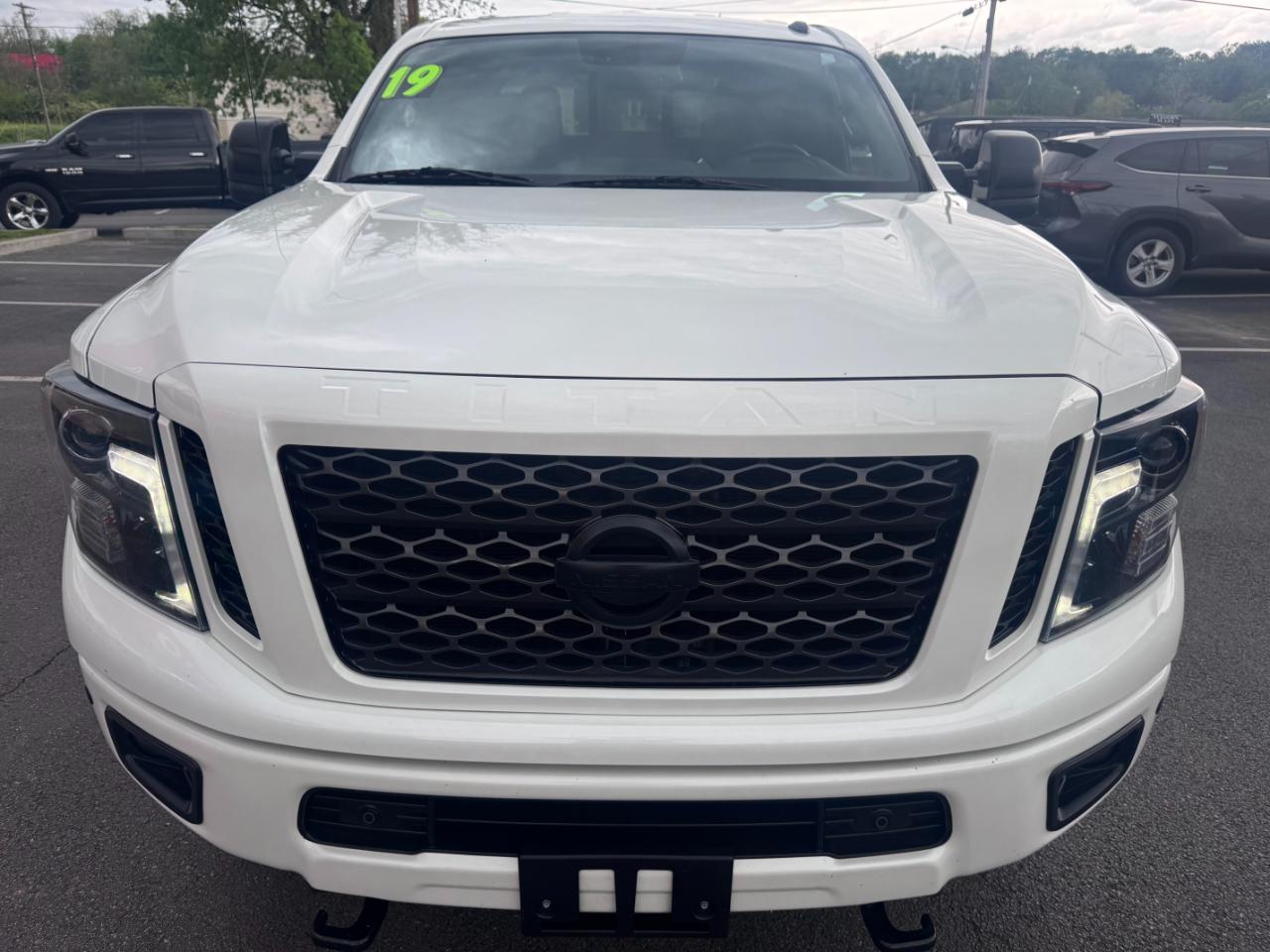 Nissan Titan XD 4x4 Diesel Crew Cab SV 2019