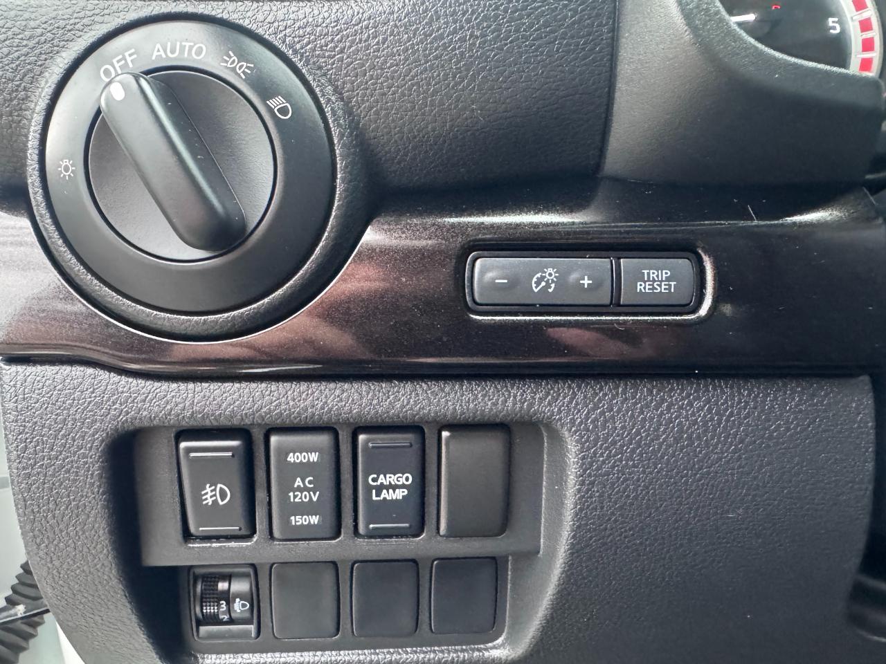 Nissan Titan XD 4x4 Diesel Crew Cab SV 2019