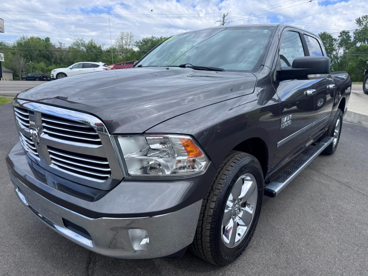 RAM 1500 4WD Crew Cab 140.5" Big Horn 2015
