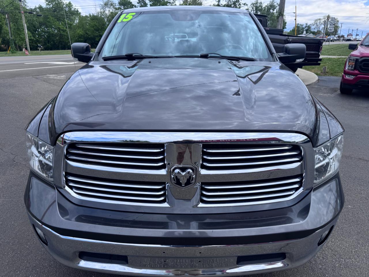 RAM 1500 4WD Crew Cab 140.5" Big Horn 2015