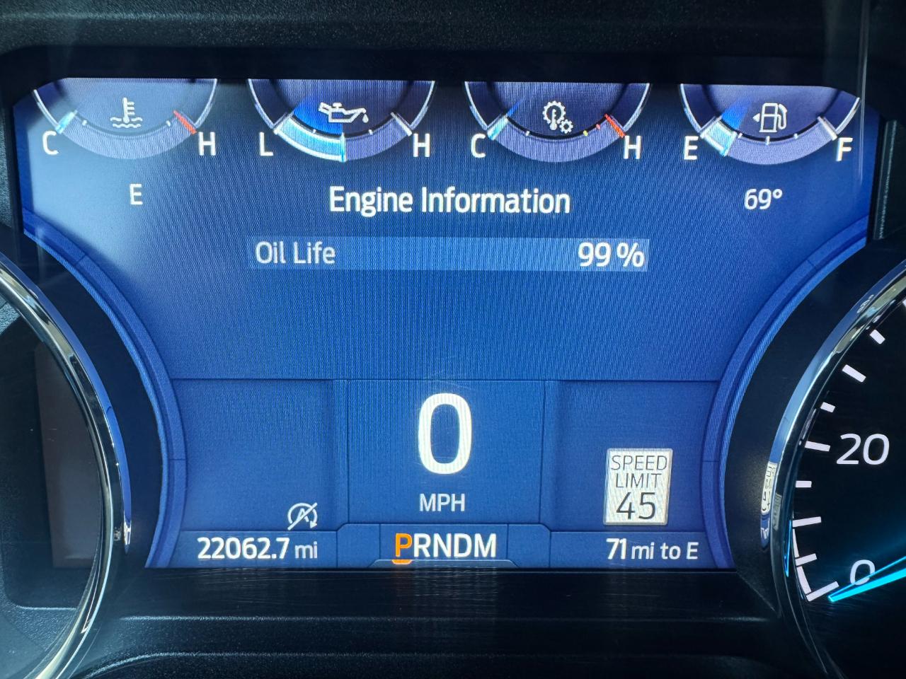 Ford F-150 XL 4WD SuperCrew 5.5' Box 2023