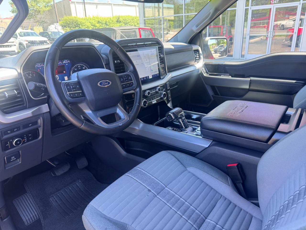 Ford F-150 XL 4WD SuperCrew 5.5' Box 2023