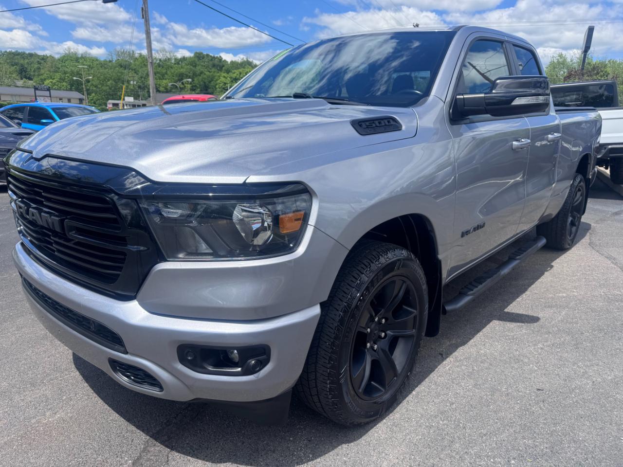 RAM 1500 Big Horn 4x4 Quad Cab 6'4" Box 2021