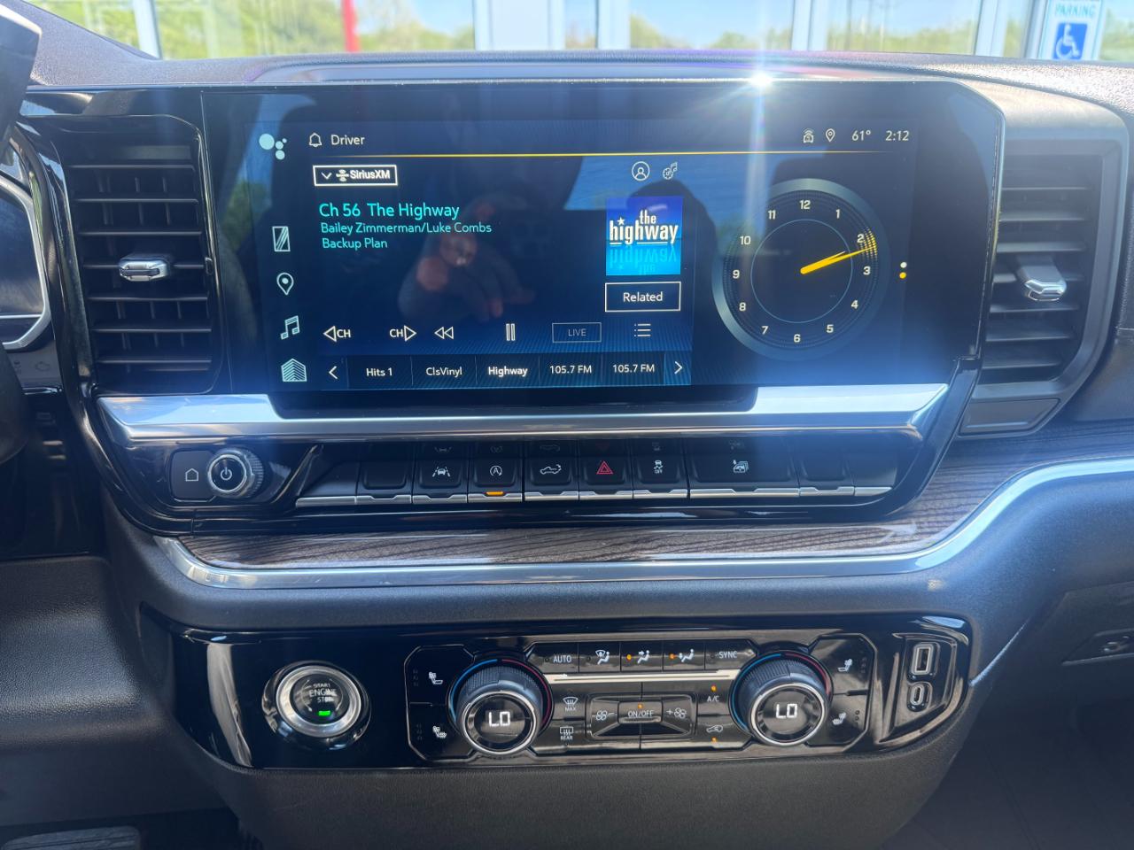 Chevrolet Silverado 1500 4WD Crew Cab 147" LT w/1LT 2023