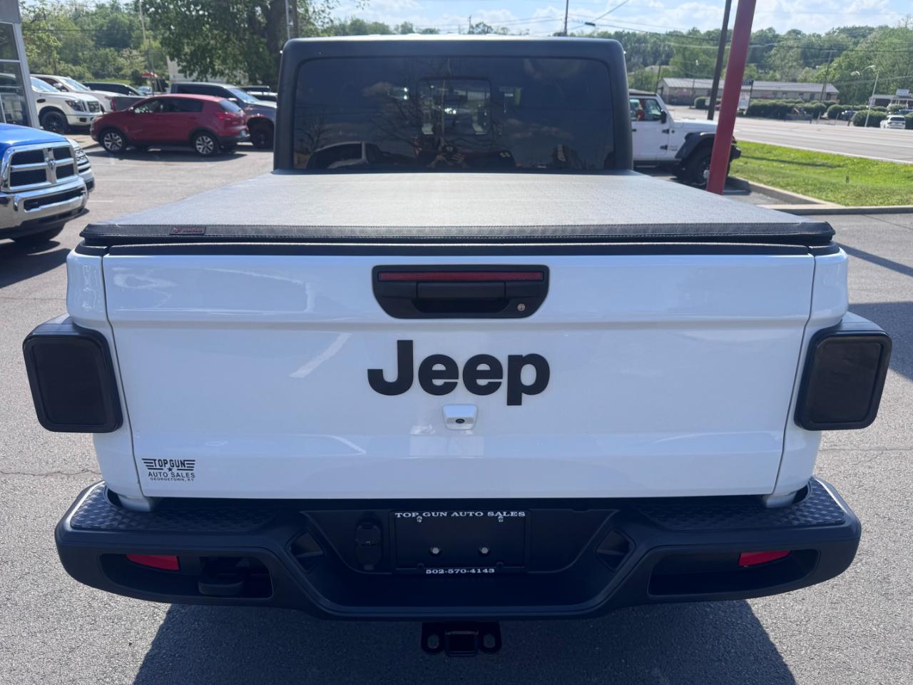 Jeep Gladiator Willys 4x4 2021