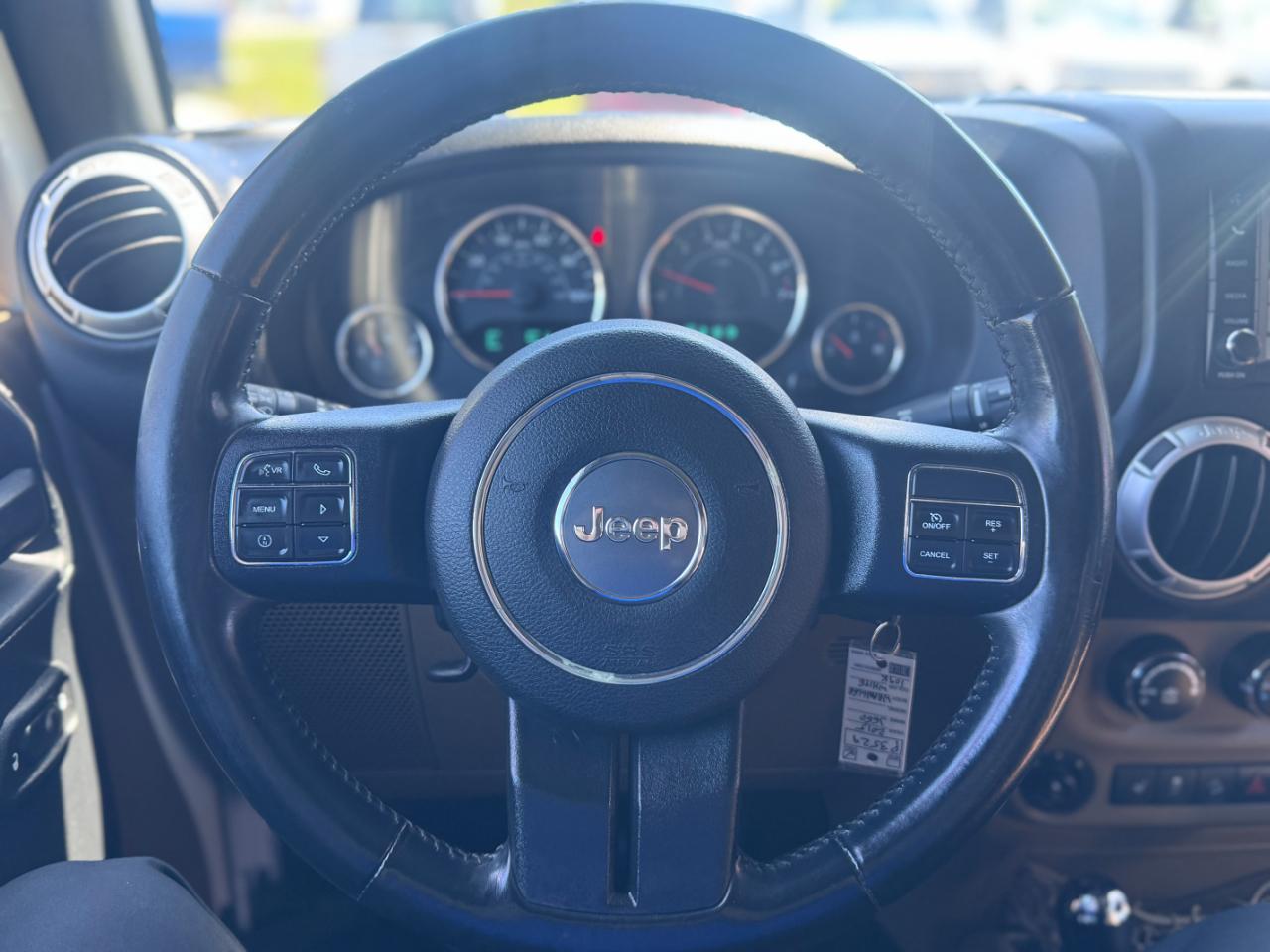 Jeep Wrangler Unlimited 4WD 4dr Sahara 2015