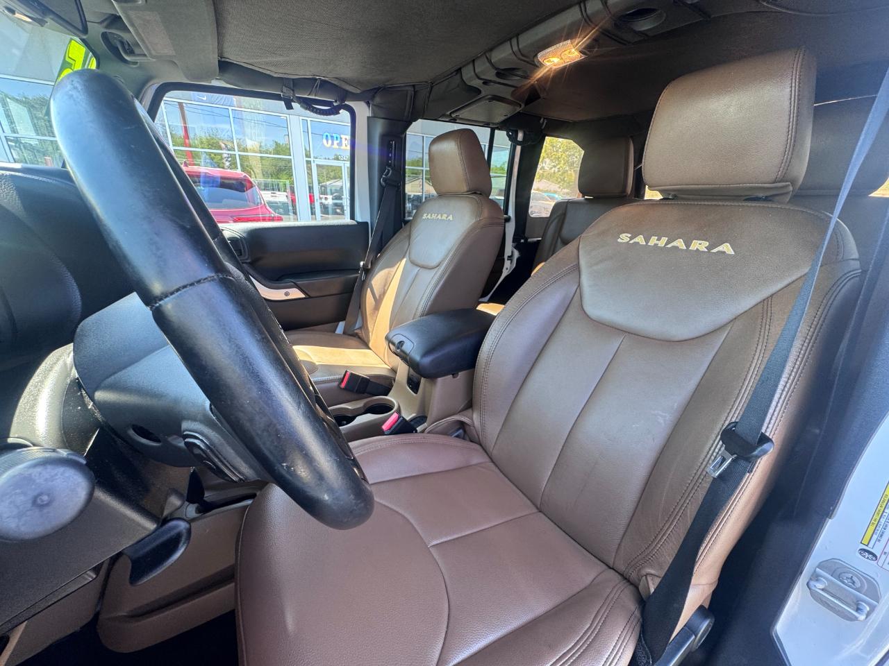 Jeep Wrangler Unlimited 4WD 4dr Sahara 2015