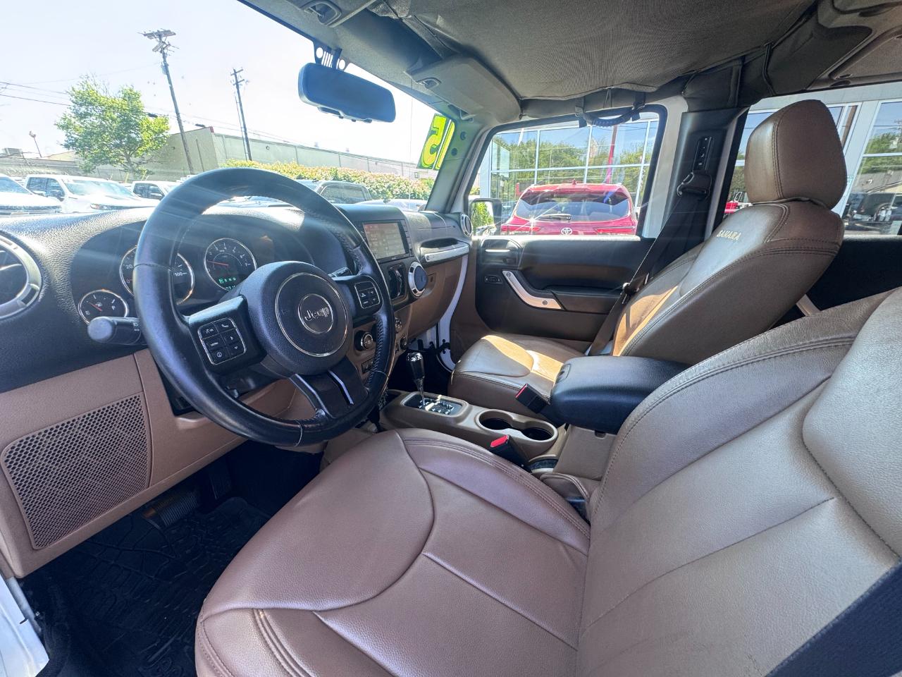 Jeep Wrangler Unlimited 4WD 4dr Sahara 2015