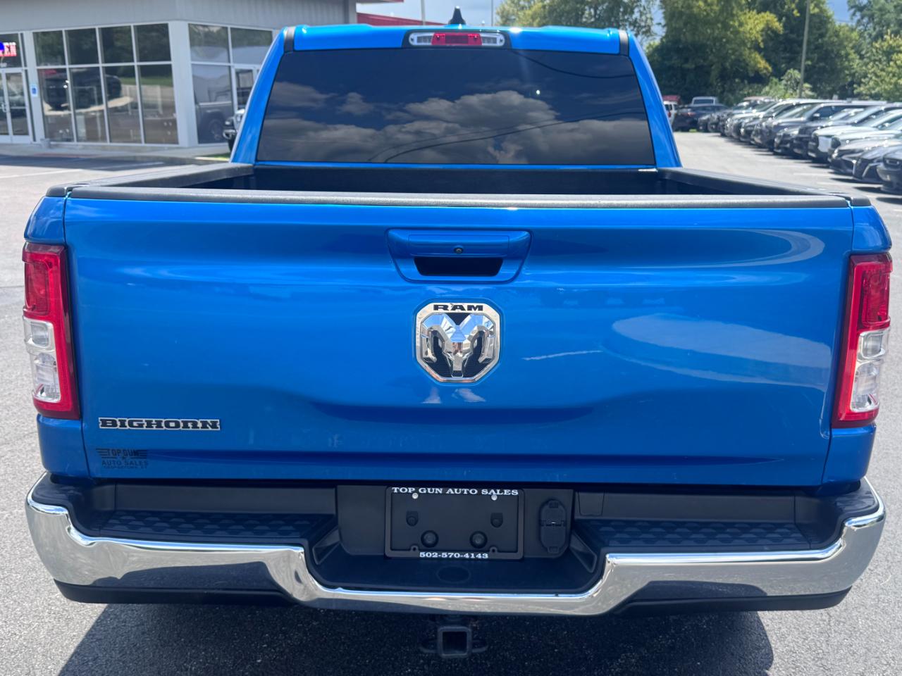RAM 1500 Big Horn 4x4 Crew Cab 5'7" Box 2021
