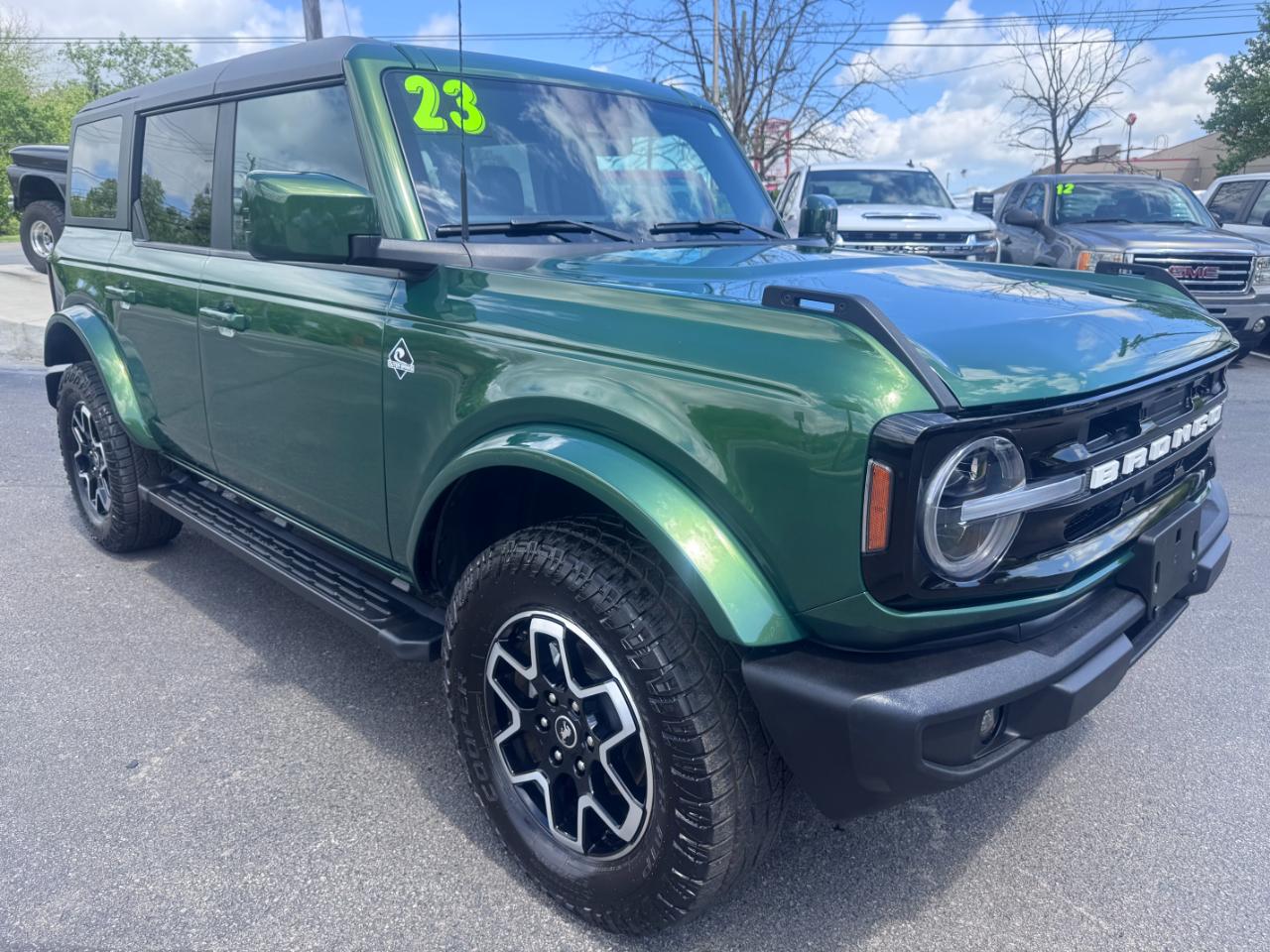 2023 Ford Bronco Base 4 Door 4x4