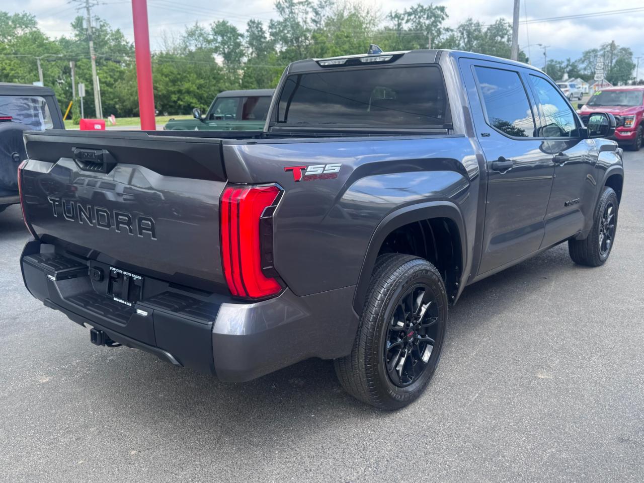 Toyota Tundra 2WD SR5 CrewMax 5.5' Bed (Natl) 2022