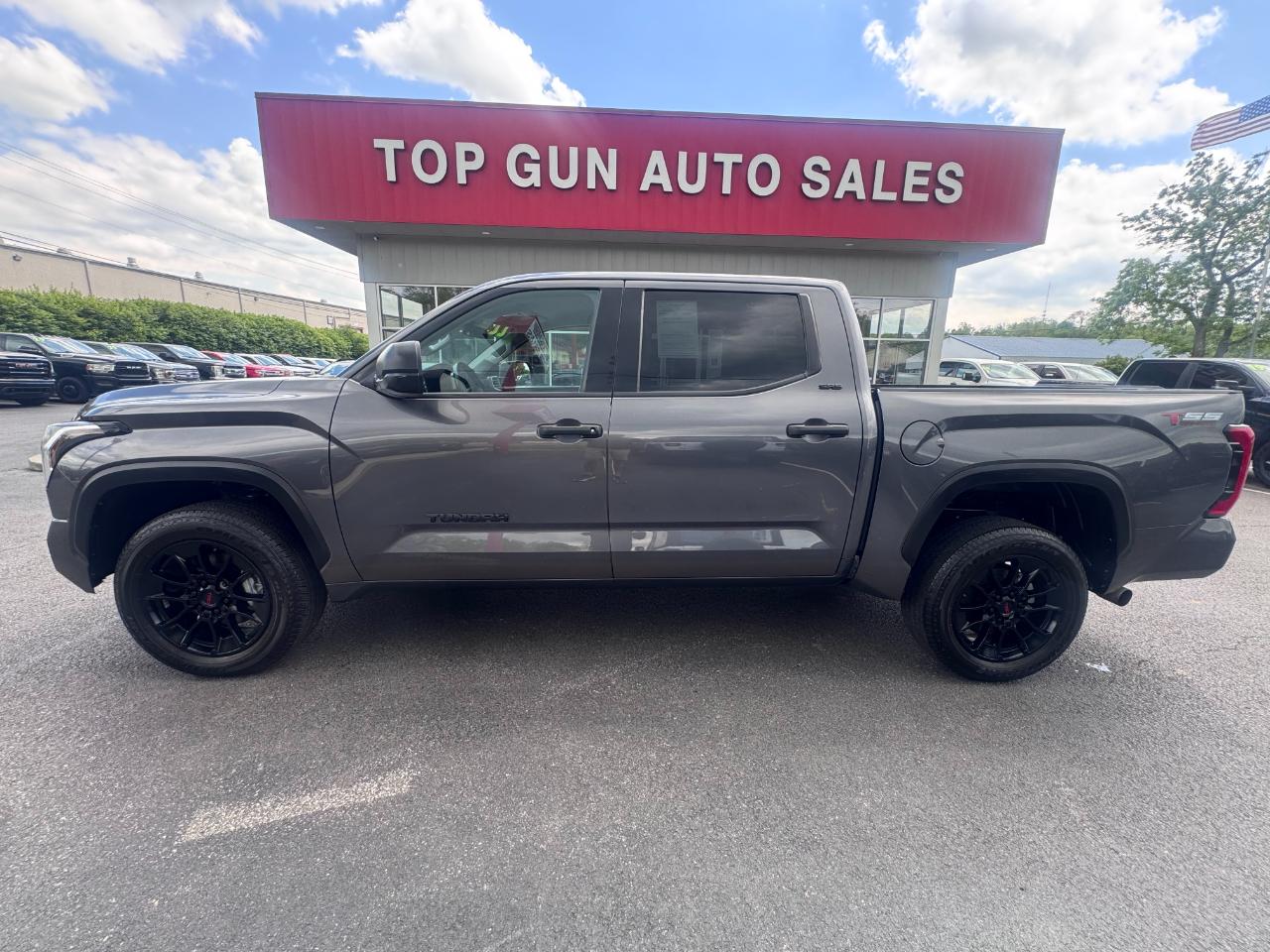 Toyota Tundra 2WD SR5 CrewMax 5.5' Bed (Natl) 2022