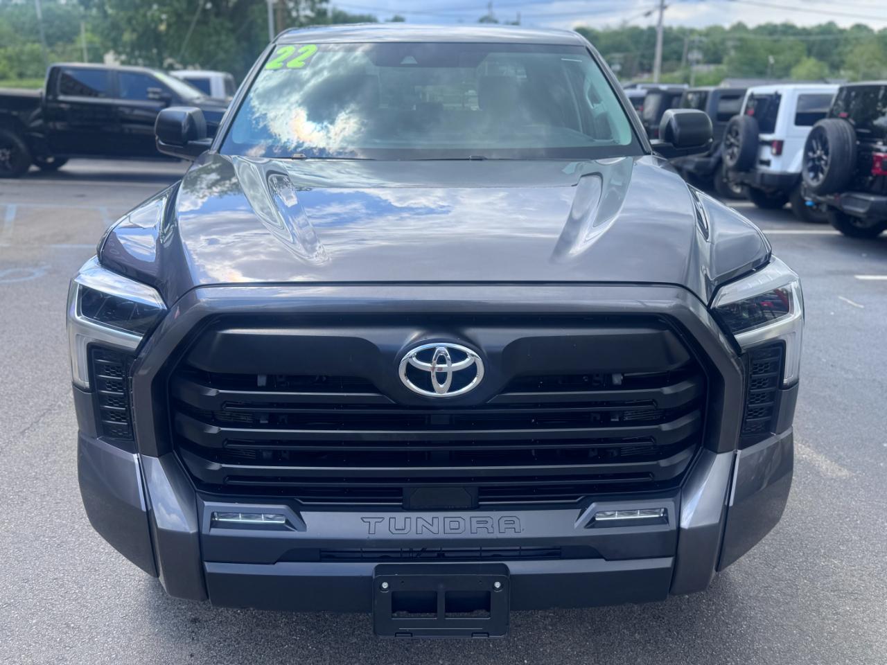 Toyota Tundra 2WD SR5 CrewMax 5.5' Bed (Natl) 2022