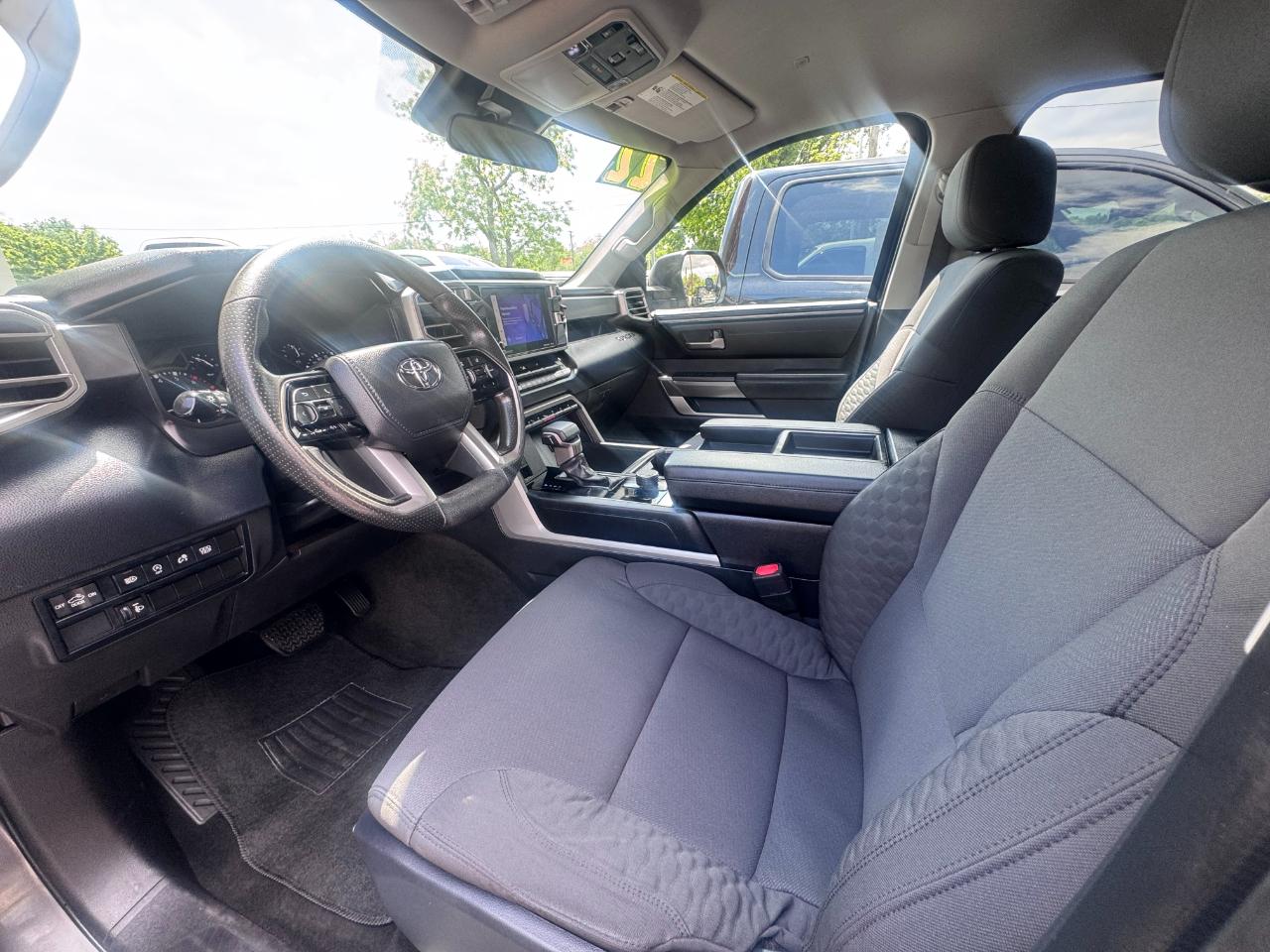 Toyota Tundra 2WD SR5 CrewMax 5.5' Bed (Natl) 2022