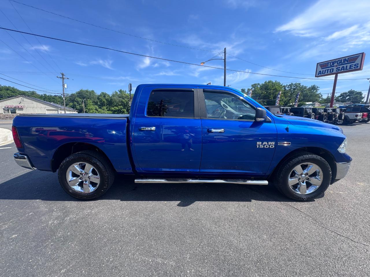 RAM 1500 Big Horn 4x4 Crew Cab 5'7" Box 2018
