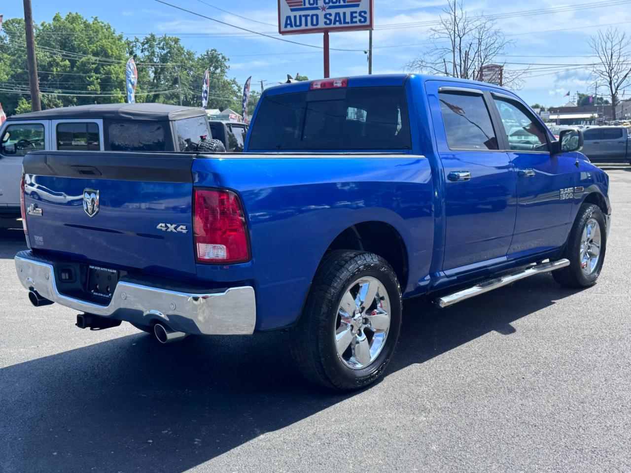 RAM 1500 Big Horn 4x4 Crew Cab 5'7" Box 2018