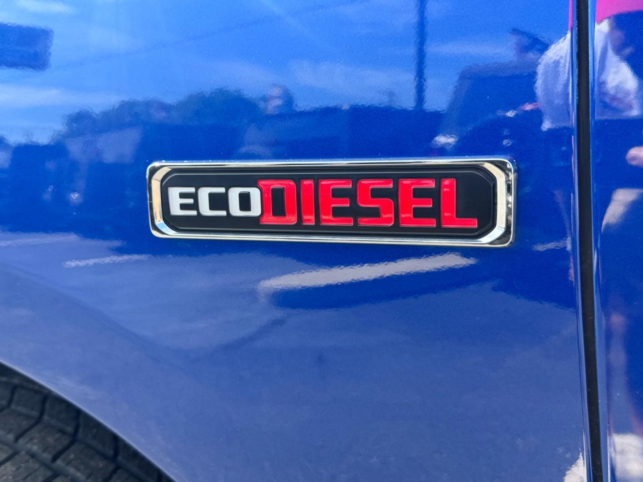 RAM 1500 Big Horn 4x4 Crew Cab 5'7" Box 2018
