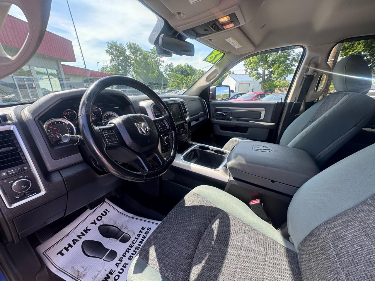 RAM 1500 Big Horn 4x4 Crew Cab 5'7" Box 2018
