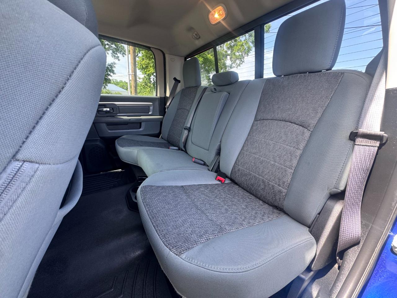 RAM 1500 Big Horn 4x4 Crew Cab 5'7" Box 2018